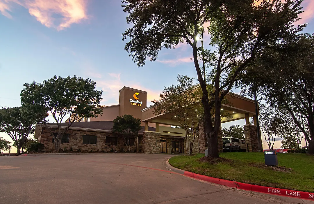 Comfort Suites Nw Dallas Near Love Field-1